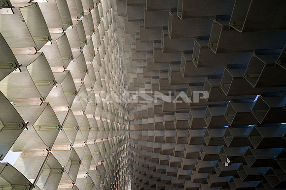 -Serpentine gallery